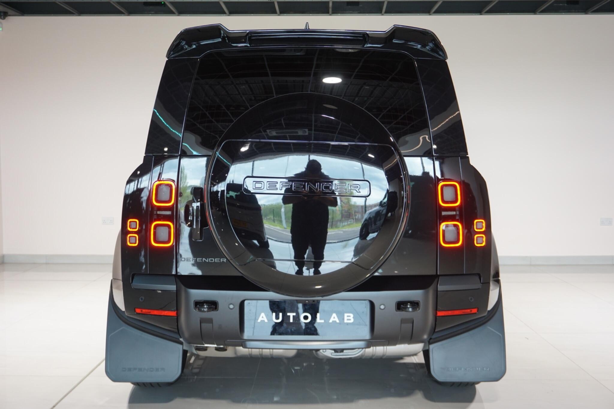 Land Rover Defender 110 3.0 D350 MHEV X-Dynamic HSE Hard Top SUV 5dr Diesel Auto 4WD MWB Euro 6 (s/s) (350 ps)